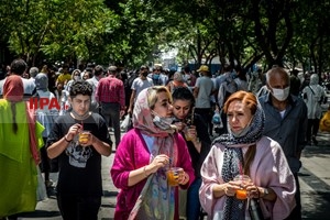 شلوغی بازار تهران در شرایط قرمز کرونا