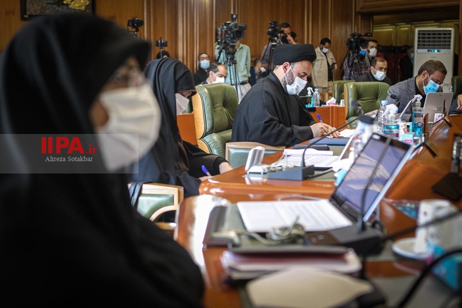   آیین معارفه علیرضا زاکانی، شهردار تهران در شورای شهر
