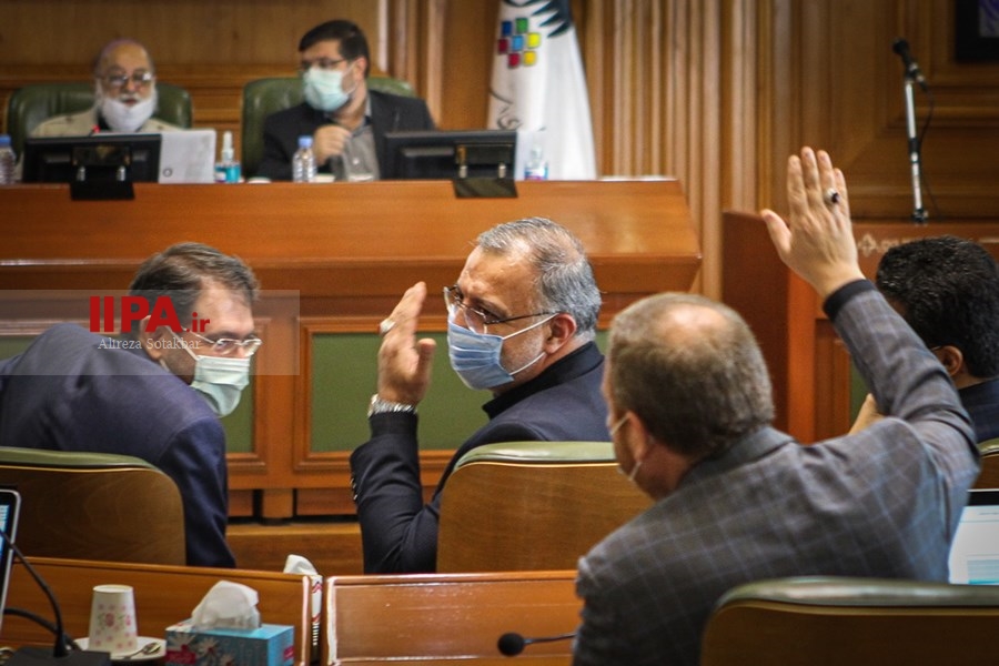   آیین معارفه علیرضا زاکانی، شهردار تهران در شورای شهر