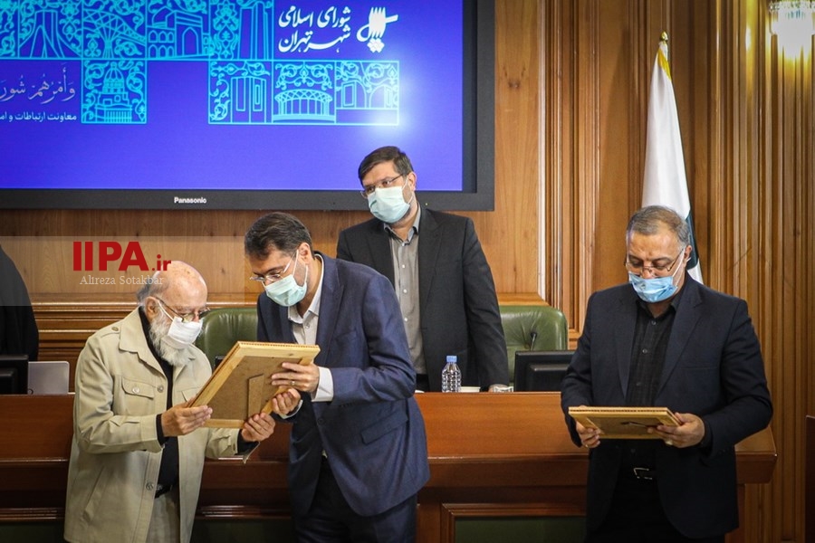   آیین معارفه علیرضا زاکانی، شهردار تهران در شورای شهر