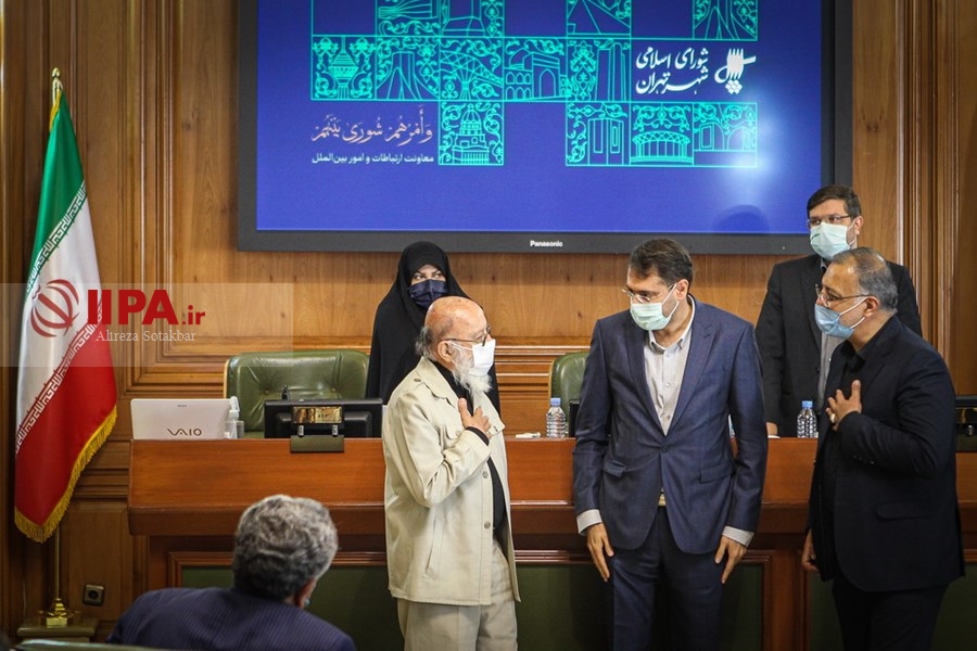   آیین معارفه علیرضا زاکانی، شهردار تهران در شورای شهر