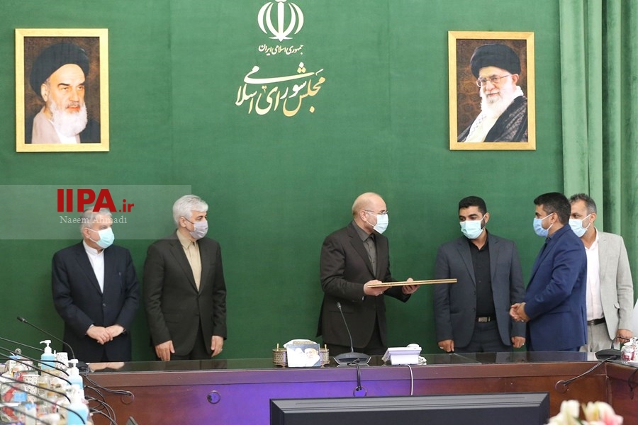   مراسم تجلیل رئیس مجلس از مدال آوران المپیک