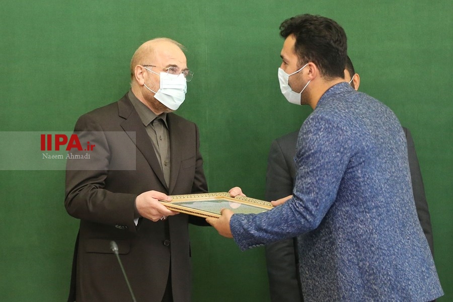   مراسم تجلیل رئیس مجلس از مدال آوران المپیک