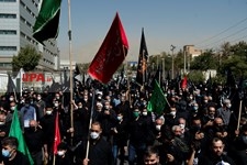   راهپیمایی جا ماندگان اربعین در غرب تهران