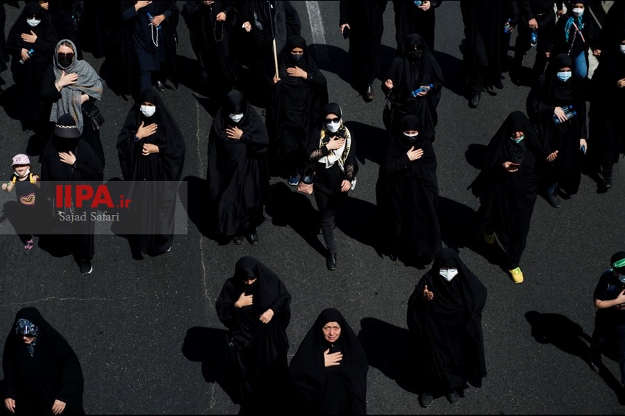   راهپیمایی جا ماندگان اربعین در غرب تهران