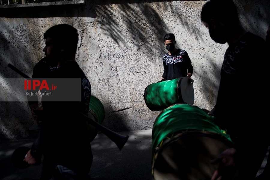   راهپیمایی جا ماندگان اربعین در غرب تهران