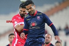   دیدار تیم های فوتبال پرسپولیس و نساجی مازندران