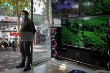   بازار لوازم خانگی سه راه امین حضور تهران