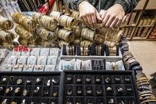   بازار بدلیجات تهران