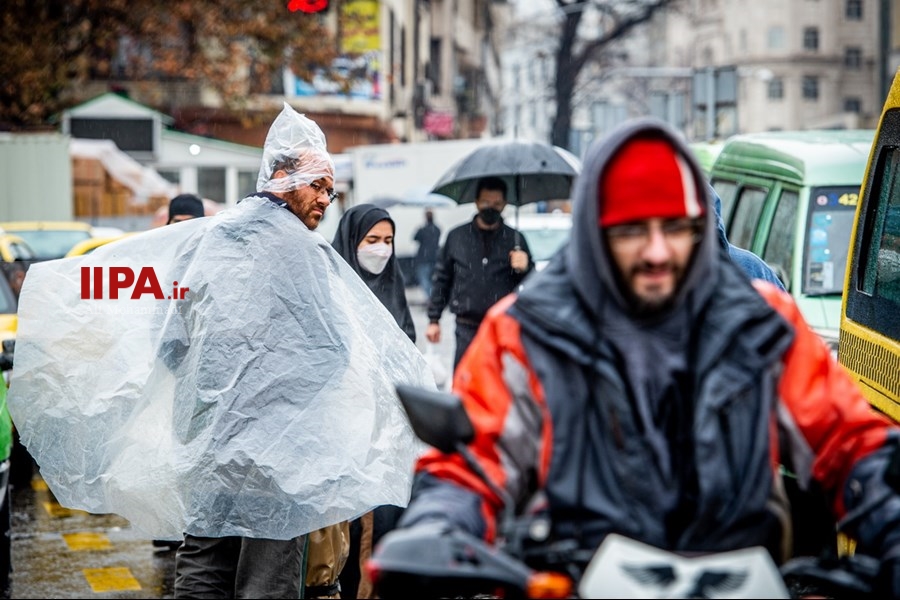   باران پاییزی در تهران