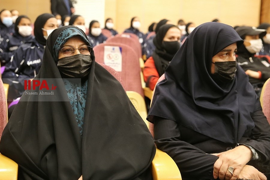   اردوی تیم ملی فوتبال زنان