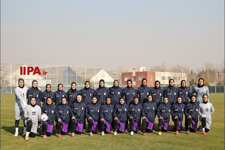   اردوی تیم ملی فوتبال زنان