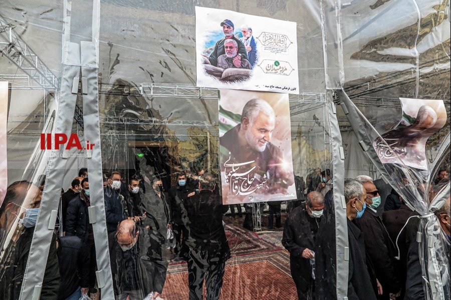   بزرگداشت یاد سردار سلیمانی در بازار تهران