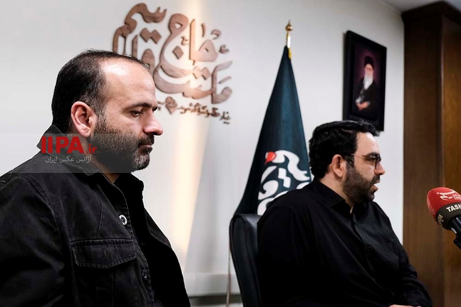   نشست خبری فیلم مستند پرواز یک و بیست دقیقه