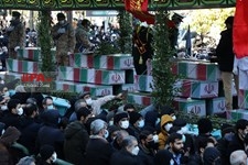   تشییع پیکرهای ۱۵۰ شهید گمنام  دفاع مقدس در تهران