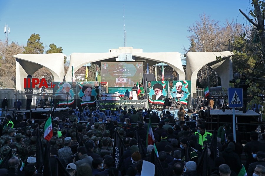   تشییع پیکرهای ۱۵۰ شهید گمنام  دفاع مقدس در تهران