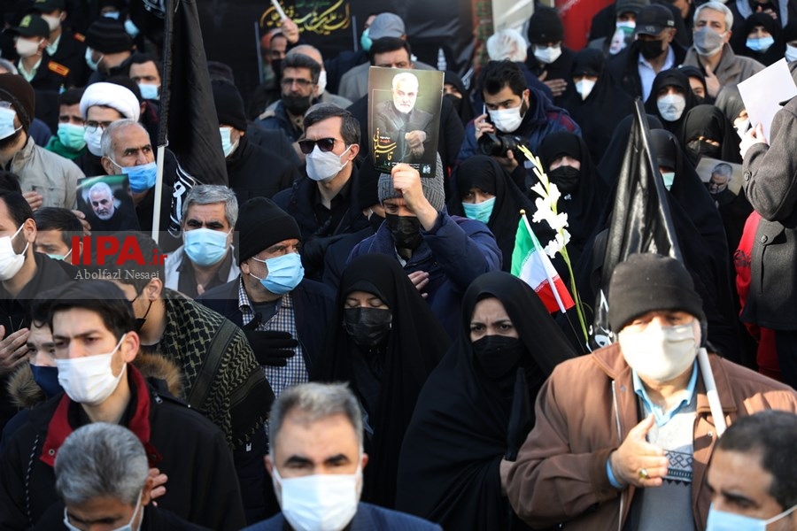   تشییع پیکرهای ۱۵۰ شهید گمنام  دفاع مقدس در تهران