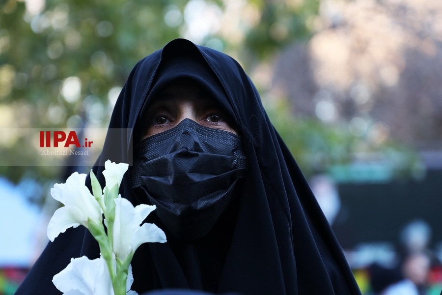   تشییع پیکرهای ۱۵۰ شهید گمنام  دفاع مقدس در تهران