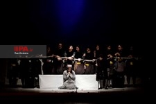   نمایش خون خانه زنان