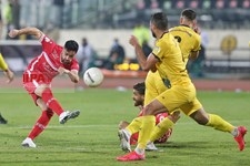   دیدار تیم‌های فوتبال پرسپولیس و فجر سپاسی