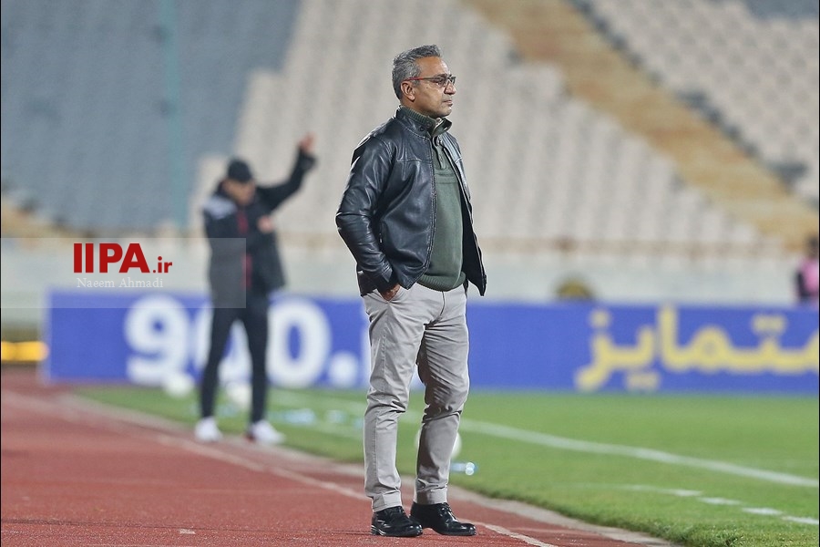   دیدار تیم‌های فوتبال پرسپولیس و فجر سپاسی