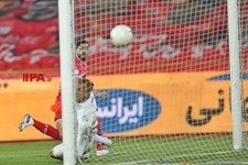  دیدار تیم‌های فوتبال پرسپولیس و فجر سپاسی