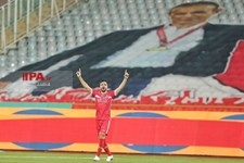  دیدار تیم‌های فوتبال پرسپولیس و فجر سپاسی