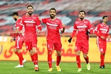   دیدار تیم‌های فوتبال پرسپولیس و فولاد خوزستان
