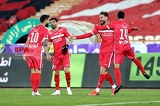   دیدار تیم‌های فوتبال پرسپولیس و فولاد خوزستان