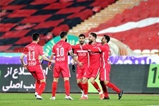   دیدار تیم‌های فوتبال پرسپولیس و فولاد خوزستان