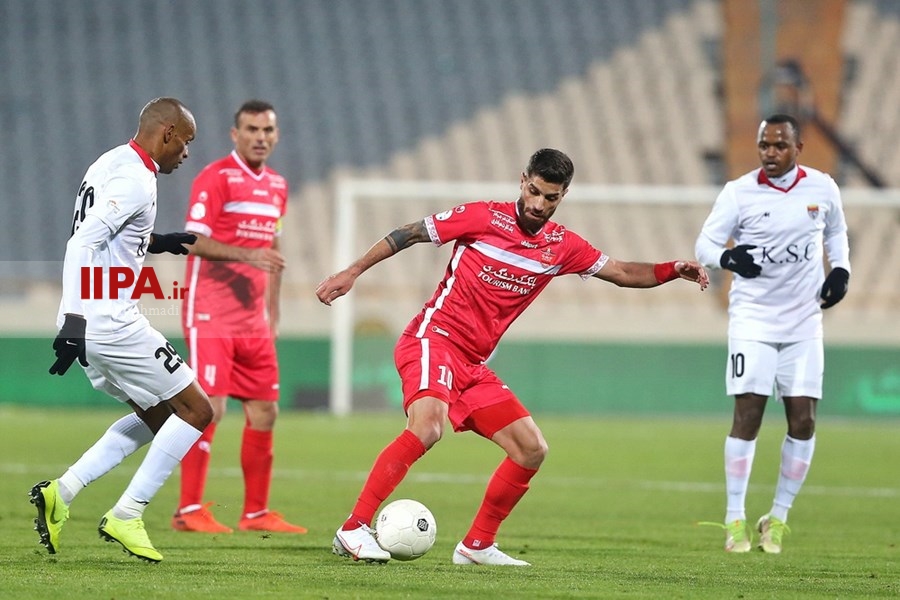   دیدار تیم‌های فوتبال پرسپولیس و فولاد خوزستان