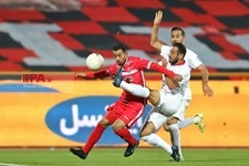   دیدار تیم‌های فوتبال پرسپولیس و فولاد خوزستان