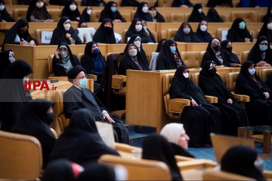   مراسم بزرگداشت روز زن با حضور رئیس جمهور