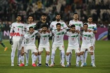   دیدار تیم‌های ملی فوتبال ایران و عراق