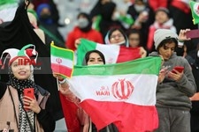  دیدار تیم‌های ملی فوتبال ایران و عراق