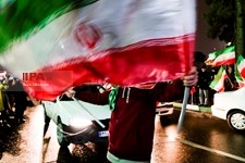   شادی مردم تهران ‍ پس از صعود تیم ملی فوتبال به جام جهانی قطر