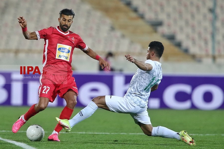   دیدار تیم‌های فوتبال پرسپولیس و آلومینیوم