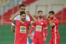   دیدار تیم‌های فوتبال پرسپولیس و آلومینیوم
