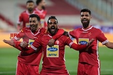   دیدار تیم‌های فوتبال پرسپولیس و آلومینیوم