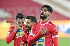   دیدار تیم‌های فوتبال پرسپولیس و آلومینیوم