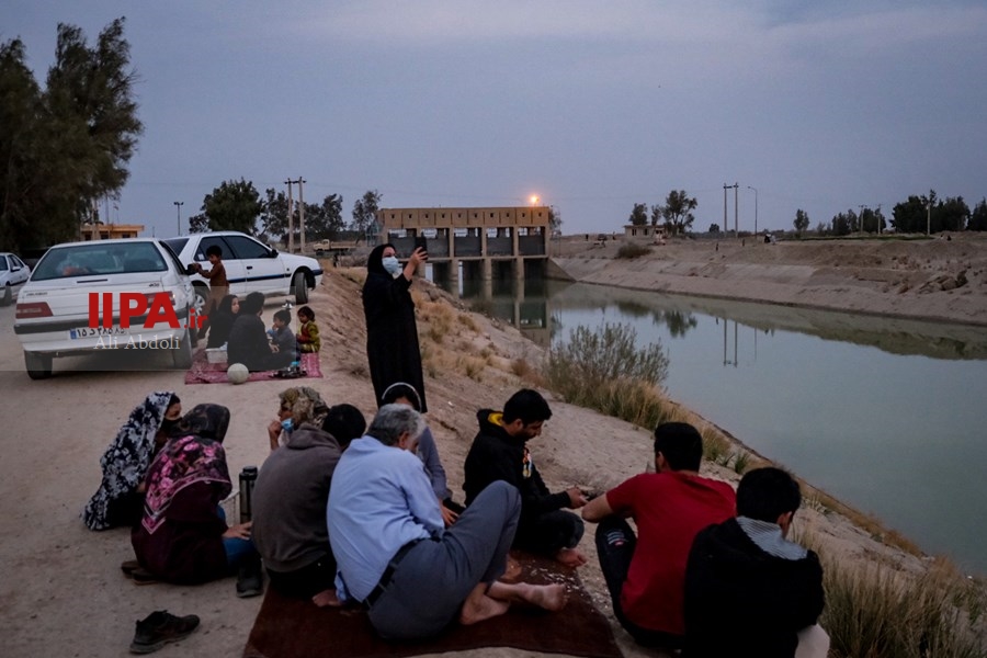   جاری شدن آب در رود جریکه سیستان 