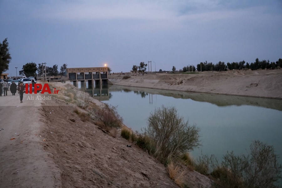   جاری شدن آب در رود جریکه سیستان 