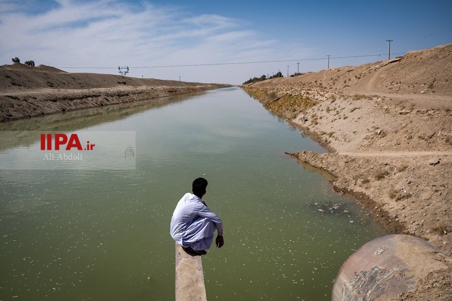   جاری شدن آب در رود جریکه سیستان 