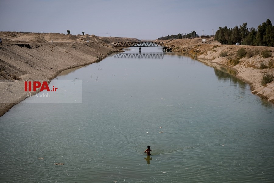   جاری شدن آب در رود جریکه سیستان 