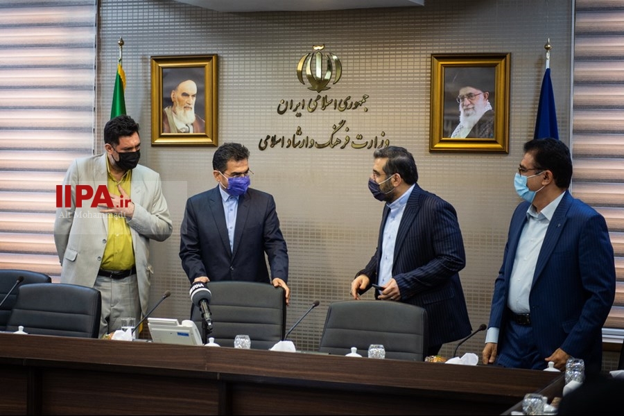   مراسم تقدیر از خانواده شهدا وزارت فرهنگ و ارشاد اسلامی