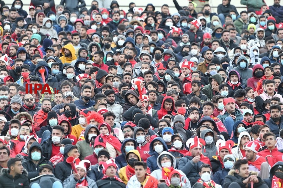   دیدار تیم های فوتبال پرسپولیس و استقلال