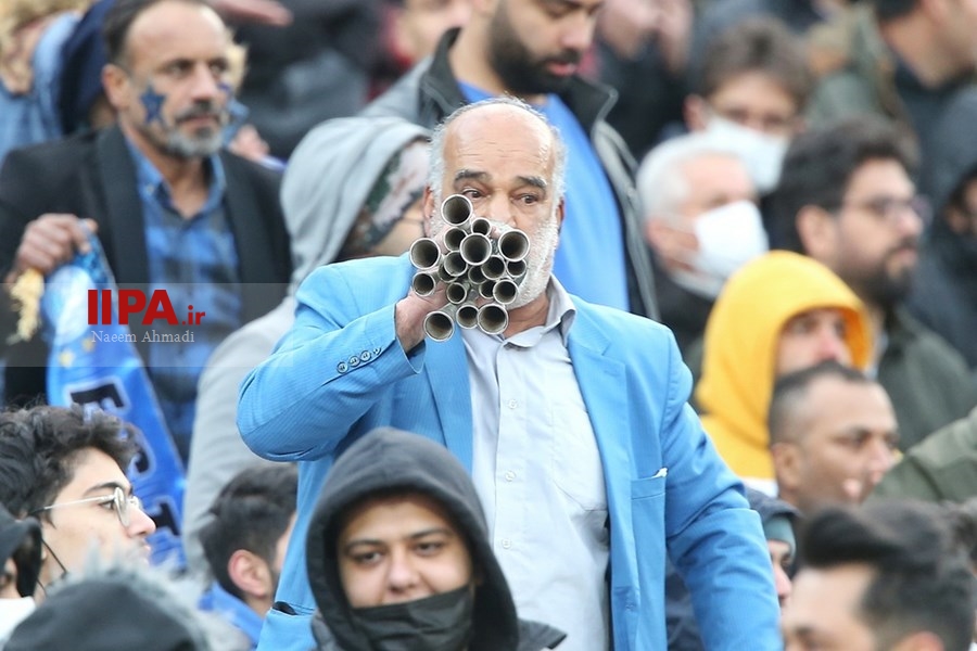   دیدار تیم های فوتبال پرسپولیس و استقلال
