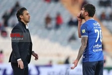   دیدار تیم های فوتبال پرسپولیس و استقلال