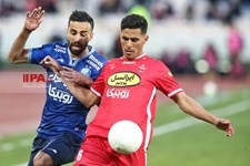   دیدار تیم های فوتبال پرسپولیس و استقلال
