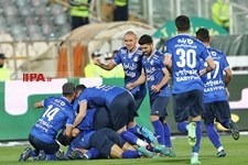   دیدار تیم های فوتبال پرسپولیس و استقلال